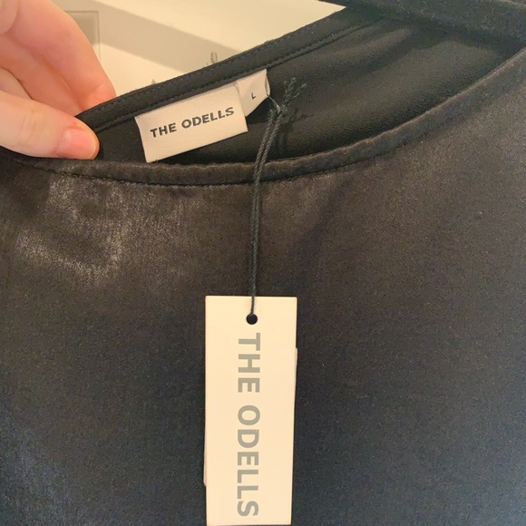 The Odell’s dress - Picture 3 of 5